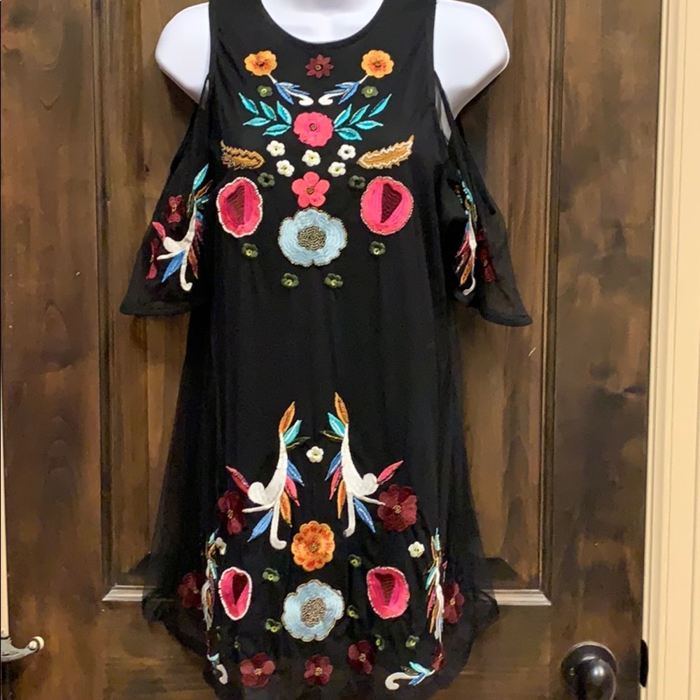 Ornate Embroidered Tunic Top NWOT